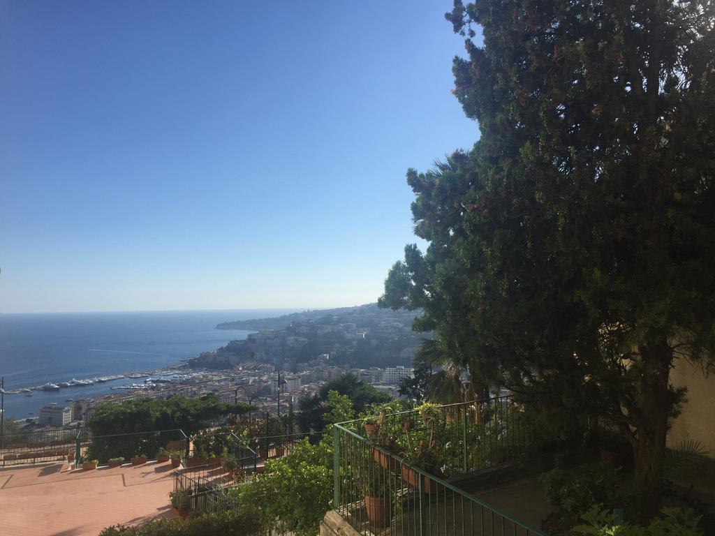 Casa Di Erminia Bed & Breakfast Napoli Ngoại thất bức ảnh