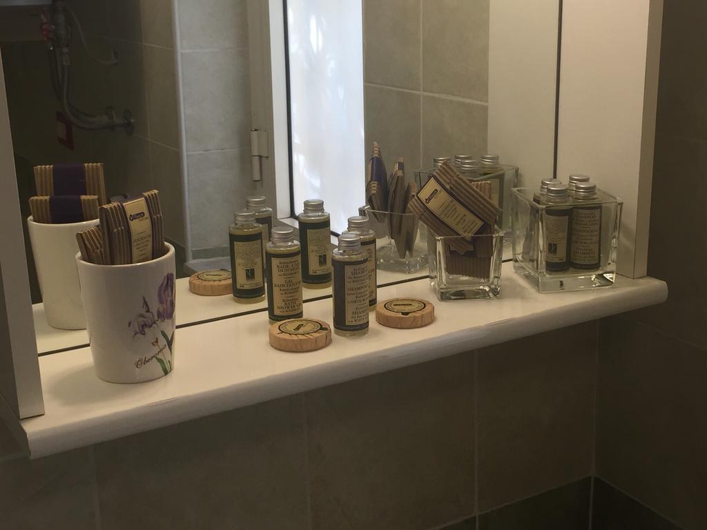 Casa Di Erminia Bed & Breakfast Napoli Ngoại thất bức ảnh