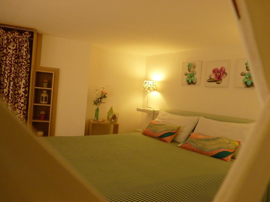 Casa Di Erminia Bed & Breakfast Napoli Ngoại thất bức ảnh