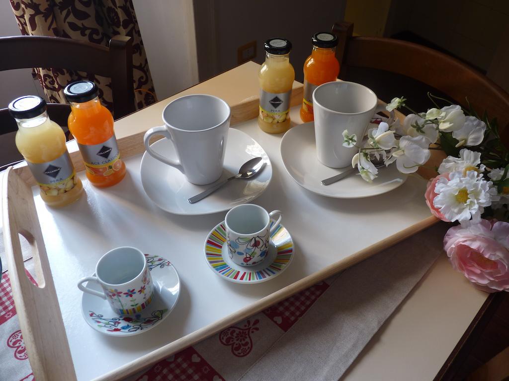 Casa Di Erminia Bed & Breakfast Napoli Ngoại thất bức ảnh