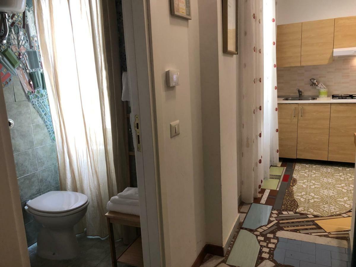 Casa Di Erminia Bed & Breakfast Napoli Ngoại thất bức ảnh